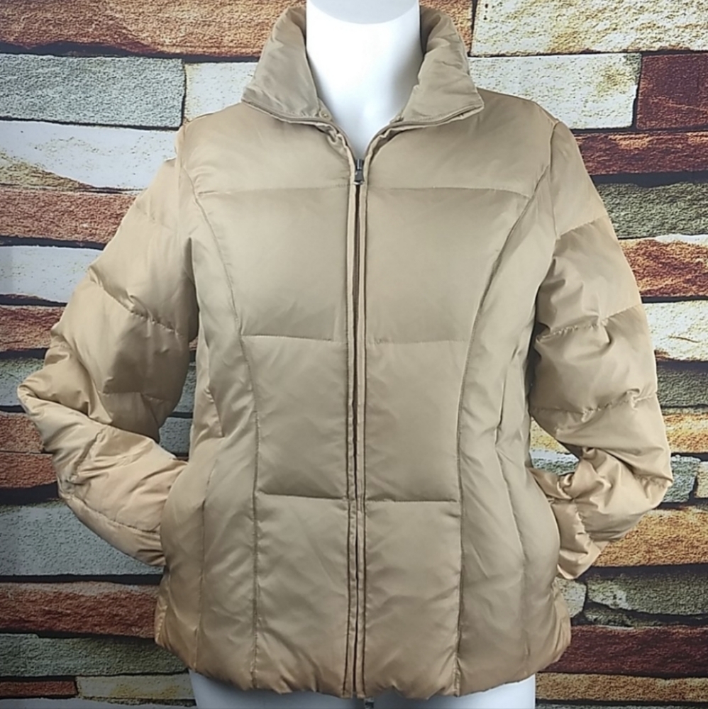Apt. 9 gold puffer full zip size XL